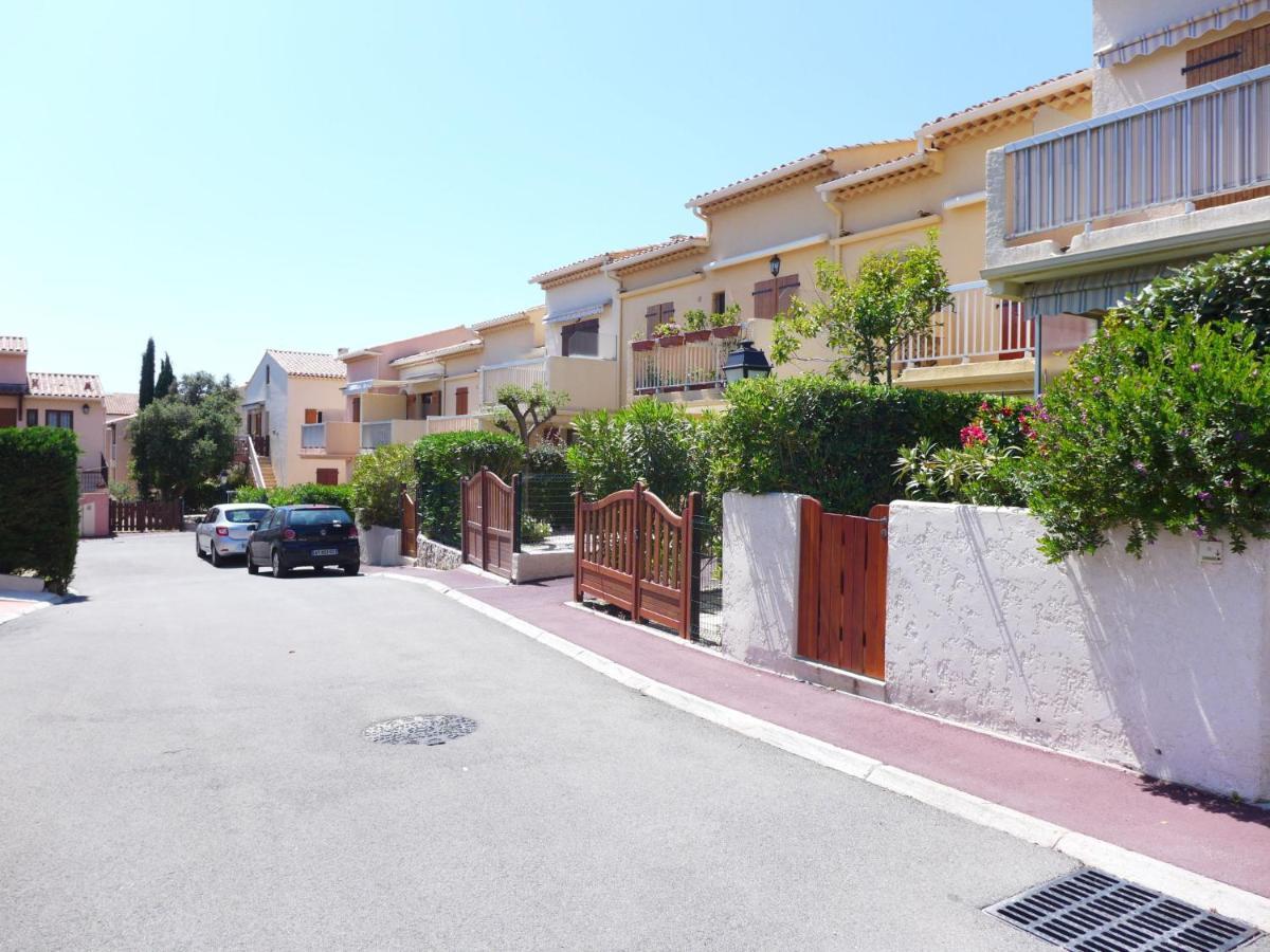 Apartment Le Mas Des Calanques-1 By Interhome Saint Aygulf Exteriör bild
